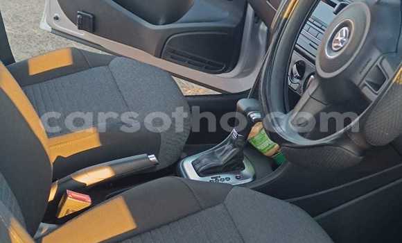 اشتري مستعمل Volkswagen Polo Red سيارة في Hlotse في Leribe اشتري مستعمل Volkswagen Polo Red سيارة في Hlotse في Leribe