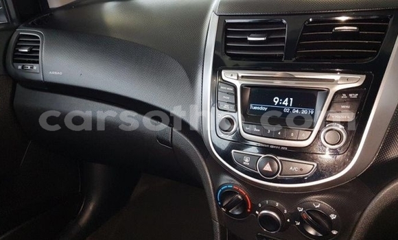 Sayi Na hannu Hyundai Accent Silver Mota in Hlotse a Leribe Sayi Na hannu Hyundai Accent Silver Mota in Hlotse a Leribe