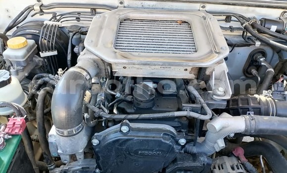 Acheter Occasion Voiture Nissan NP 300 Blanc à Hlotse, Leribe Acheter Occasion Voiture Nissan NP 300 Blanc à Hlotse, Leribe