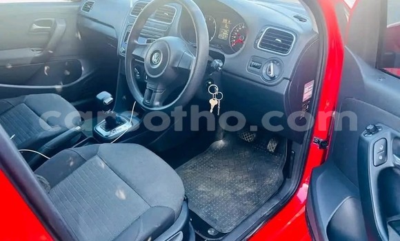Sayi Na hannu Volkswagen Polo Red Mota in Mafeteng a Mafeteng Sayi Na hannu Volkswagen Polo Red Mota in Mafeteng a Mafeteng
