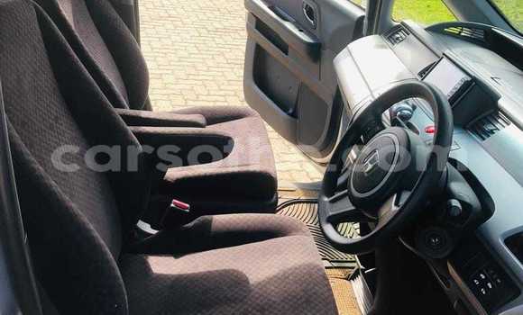 Sayi Na hannu Honda Stepwgn Other Mota in Butha–Buthe a Thaba-Tseka Sayi Na hannu Honda Stepwgn Other Mota in Butha–Buthe a Thaba-Tseka