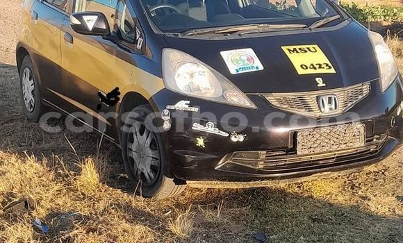 اشتري مستعمل Honda FIT Black سيارة في Butha Buthe في Butha-Buthe