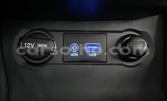 Sayi Na hannu Hyundai i20 Red Mota in Maseru a Maseru Sayi Na hannu Hyundai i20 Red Mota in Maseru a Maseru