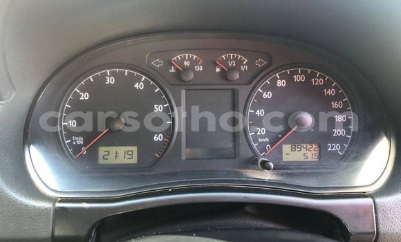 Sayi Na hannu Volkswagen Polo Red Mota in Import - Dubai a Maseru Sayi Na hannu Volkswagen Polo Red Mota in Import - Dubai a Maseru