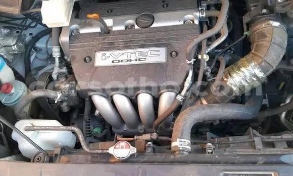 Sayi Na hannu Honda Stepwgn White Mota in Import - Dubai a Maseru Sayi Na hannu Honda Stepwgn White Mota in Import - Dubai a Maseru