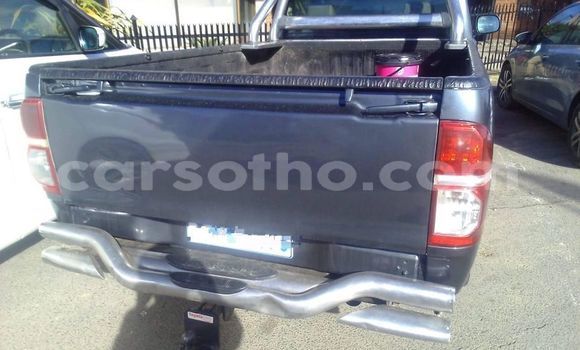 Sayi Na hannu Toyota Hilux Black Mota in Hlotse a Leribe Sayi Na hannu Toyota Hilux Black Mota in Hlotse a Leribe