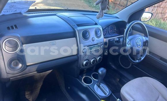 Sayi Na hannu Mazda Verisa Black Mota in Hlotse a Leribe Sayi Na hannu Mazda Verisa Black Mota in Hlotse a Leribe