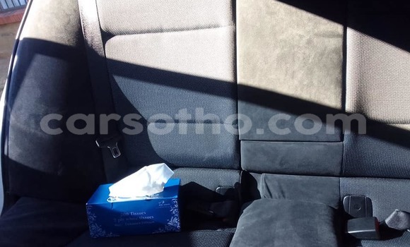 اشتري مستعمل BMW 327 White سيارة في Hlotse في Leribe اشتري مستعمل BMW 327 White سيارة في Hlotse في Leribe