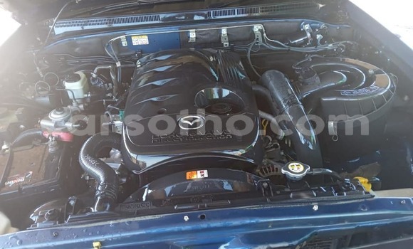 Sayi Na hannu Mitsubishi Colt Blue Mota in Mafeteng a Mafeteng Sayi Na hannu Mitsubishi Colt Blue Mota in Mafeteng a Mafeteng