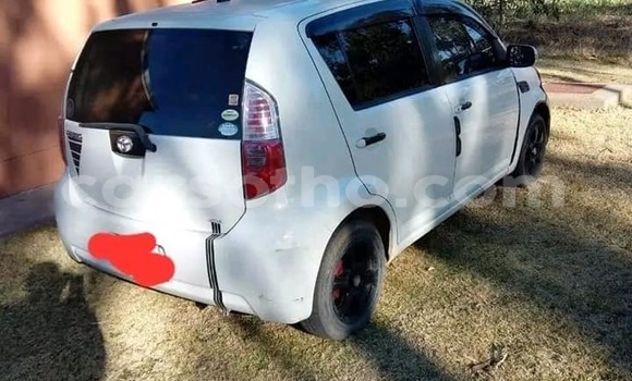 Sayi Na hannu Toyota Passo White Mota in Import - Dubai a Maseru Sayi Na hannu Toyota Passo White Mota in Import - Dubai a Maseru