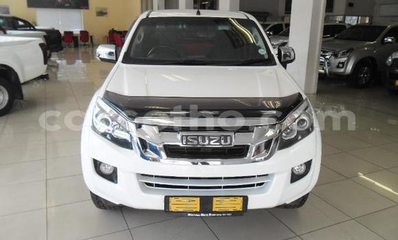 Sayi Na hannu Isuzu KB White Mota in Maseru a Maseru Sayi Na hannu Isuzu KB White Mota in Maseru a Maseru