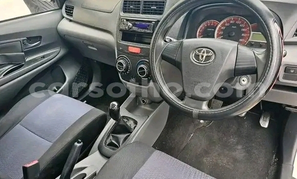 Sayi Na hannu Toyota Etios White Mota in Maseru a Maseru Sayi Na hannu Toyota Etios White Mota in Maseru a Maseru