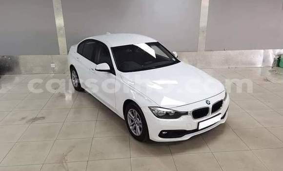 Acheter Occasion Voiture BMW 3–Series Blanc à Maseru, Maseru Acheter Occasion Voiture BMW 3–Series Blanc à Maseru, Maseru