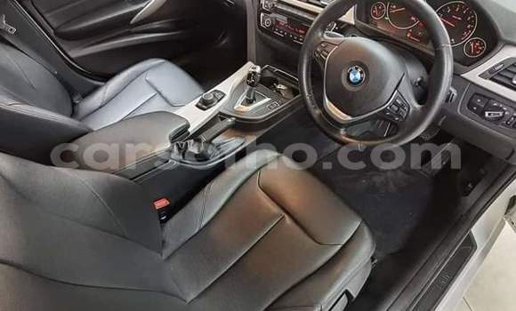 Acheter Occasion Voiture BMW 3–Series Blanc à Maseru, Maseru Acheter Occasion Voiture BMW 3–Series Blanc à Maseru, Maseru
