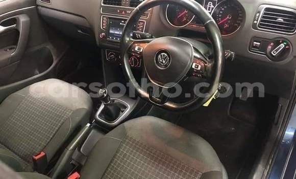 اشتري مستعمل Volkswagen Polo Blue سيارة في Maseru في Maseru اشتري مستعمل Volkswagen Polo Blue سيارة في Maseru في Maseru