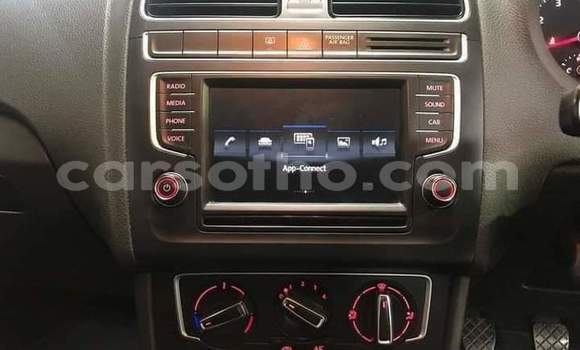 اشتري مستعمل Volkswagen Polo Blue سيارة في Maseru في Maseru اشتري مستعمل Volkswagen Polo Blue سيارة في Maseru في Maseru