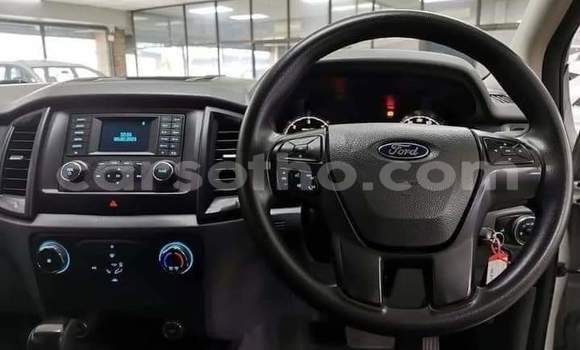 Sayi Na hannu Ford Ranger Silver Mota in Maseru a Maseru Sayi Na hannu Ford Ranger Silver Mota in Maseru a Maseru