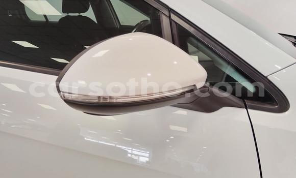 اشتري مستعمل Volkswagen Golf GTI White سيارة في Butha Buthe في Butha-Buthe اشتري مستعمل Volkswagen Golf GTI White سيارة في Butha Buthe في Butha-Buthe