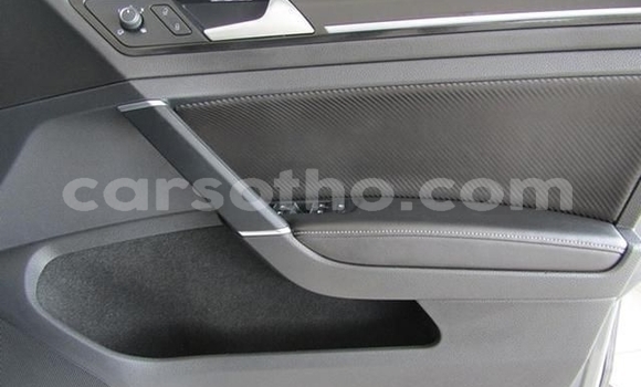 Sayi Na hannu Volkswagen Golf R Silver Mota in Hlotse a Leribe Sayi Na hannu Volkswagen Golf R Silver Mota in Hlotse a Leribe