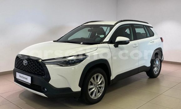 Acheter Occasion Voiture Toyota Corolla Cross Blanc à Hlotse, Leribe