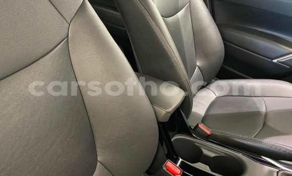 اشتري مستعمل Toyota Corolla Cross White سيارة في Hlotse في Leribe اشتري مستعمل Toyota Corolla Cross White سيارة في Hlotse في Leribe