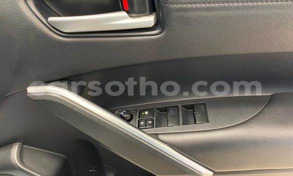 اشتري مستعمل Toyota Corolla Cross White سيارة في Hlotse في Leribe اشتري مستعمل Toyota Corolla Cross White سيارة في Hlotse في Leribe