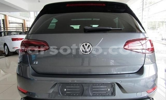 Sayi Na hannu Volkswagen Golf R Silver Mota in Hlotse a Leribe Sayi Na hannu Volkswagen Golf R Silver Mota in Hlotse a Leribe