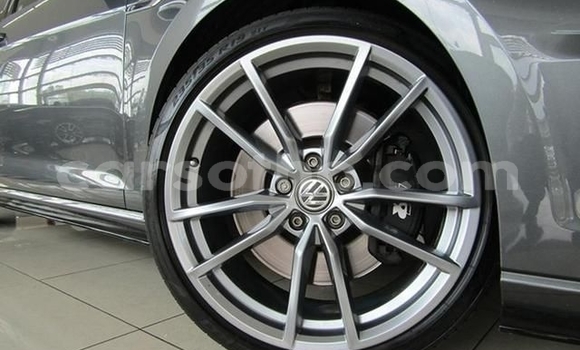 Sayi Na hannu Volkswagen Golf R Silver Mota in Hlotse a Leribe Sayi Na hannu Volkswagen Golf R Silver Mota in Hlotse a Leribe