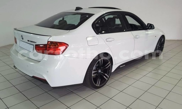 Sayi Na hannu BMW 3–Series White Mota in Butha–Buthe a Thaba-Tseka Sayi Na hannu BMW 3–Series White Mota in Butha–Buthe a Thaba-Tseka