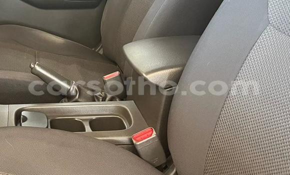 اشتري مستعمل Nissan Navara Silver سيارة في Hlotse في Leribe اشتري مستعمل Nissan Navara Silver سيارة في Hlotse في Leribe