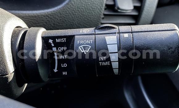 اشتري مستعمل Nissan Navara Silver سيارة في Hlotse في Leribe اشتري مستعمل Nissan Navara Silver سيارة في Hlotse في Leribe