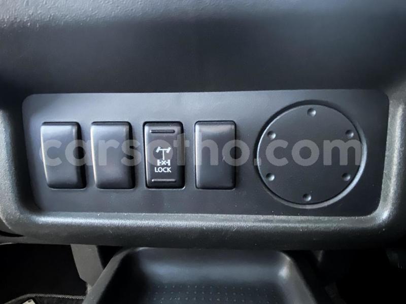 Big with watermark nissan navara leribe hlotse 28396