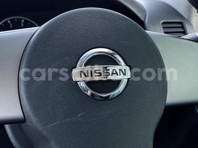 Big with watermark nissan navara leribe hlotse 28396