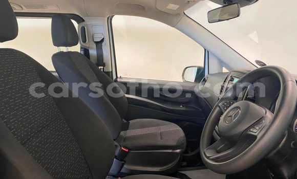 Acheter Occasion Voiture Mercedes-Benz C–Class Blanc à Mafeteng, Mafeteng Acheter Occasion Voiture Mercedes-Benz C–Class Blanc à Mafeteng, Mafeteng