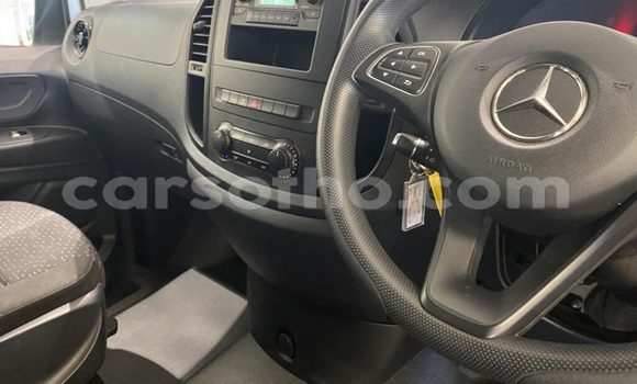 Acheter Occasion Voiture Mercedes-Benz C–Class Blanc à Mafeteng, Mafeteng Acheter Occasion Voiture Mercedes-Benz C–Class Blanc à Mafeteng, Mafeteng