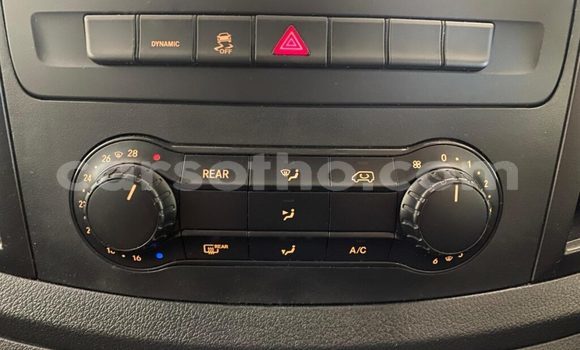 Acheter Occasion Voiture Mercedes-Benz C–Class Blanc à Mafeteng, Mafeteng Acheter Occasion Voiture Mercedes-Benz C–Class Blanc à Mafeteng, Mafeteng