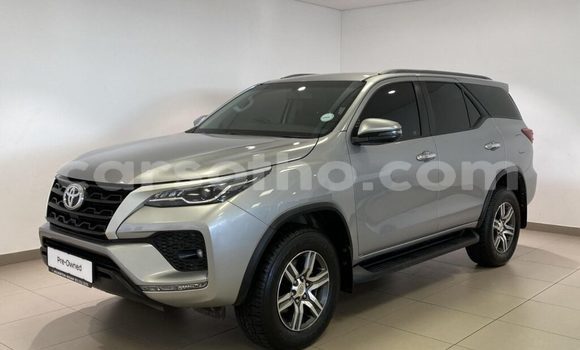 Buy Used Toyota Fortuner Silver Car in Mafeteng in Mafeteng Buy Used Toyota Fortuner Silver Car in Mafeteng in Mafeteng