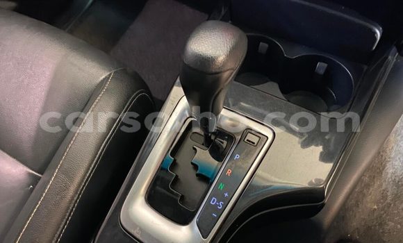 Sayi Na hannu Toyota Fortuner Silver Mota in Mafeteng a Mafeteng Sayi Na hannu Toyota Fortuner Silver Mota in Mafeteng a Mafeteng