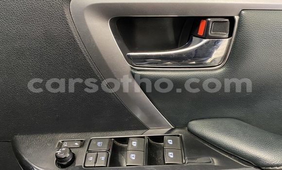 Sayi Na hannu Toyota Fortuner Silver Mota in Mafeteng a Mafeteng Sayi Na hannu Toyota Fortuner Silver Mota in Mafeteng a Mafeteng
