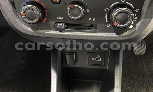 Acheter Occasion Voiture Renault KWID Blanc à Hlotse, Leribe Acheter Occasion Voiture Renault KWID Blanc à Hlotse, Leribe