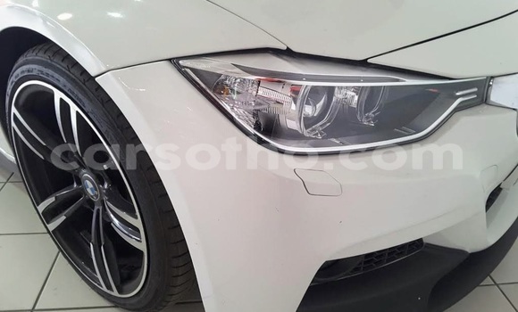 Sayi Na hannu BMW 3–Series White Mota in Butha–Buthe a Thaba-Tseka Sayi Na hannu BMW 3–Series White Mota in Butha–Buthe a Thaba-Tseka