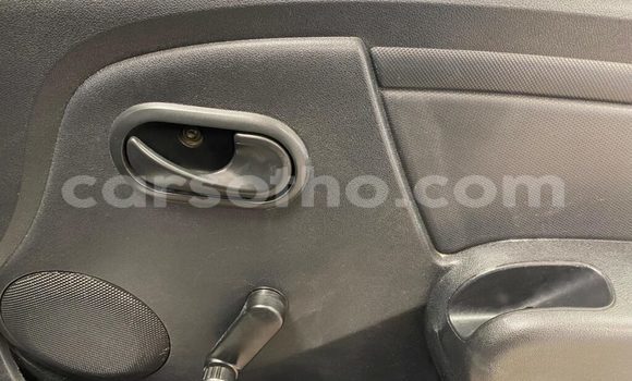 Acheter Occasion Voiture Nissan Pickup Blanc à Mafeteng, Mafeteng Acheter Occasion Voiture Nissan Pickup Blanc à Mafeteng, Mafeteng