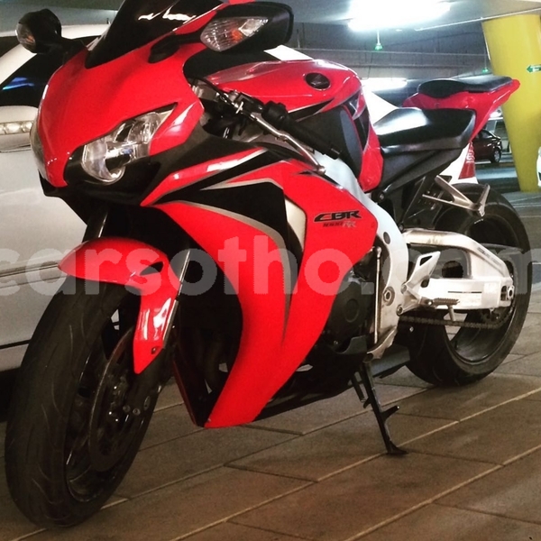 Big with watermark honda cbr 1000 rr maseru maseru 28408