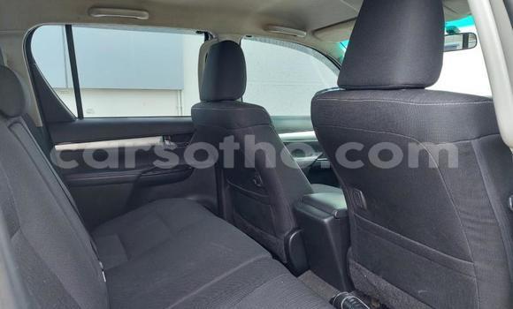 Buy Used Toyota Hilux White Car in Maseru in Maseru Buy Used Toyota Hilux White Car in Maseru in Maseru