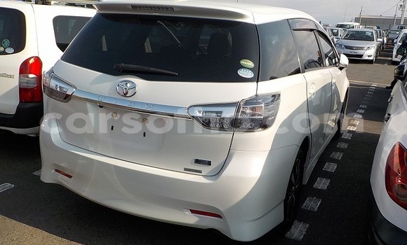 Buy Used Toyota Wish White Car in Maseru in Maseru Buy Used Toyota Wish White Car in Maseru in Maseru