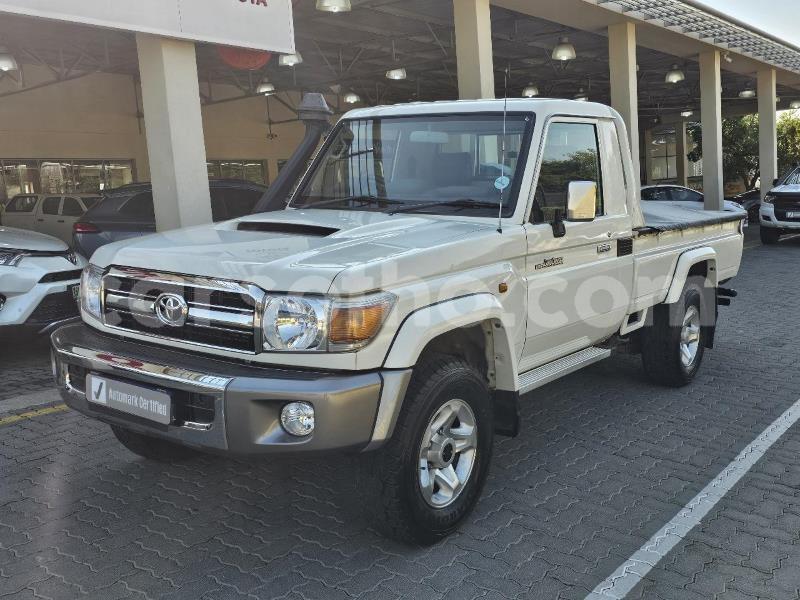 Big with watermark toyota land cruiser maseru maseru 28432