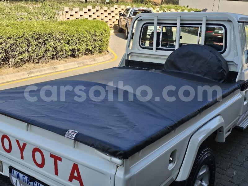 Big with watermark toyota land cruiser maseru maseru 28432