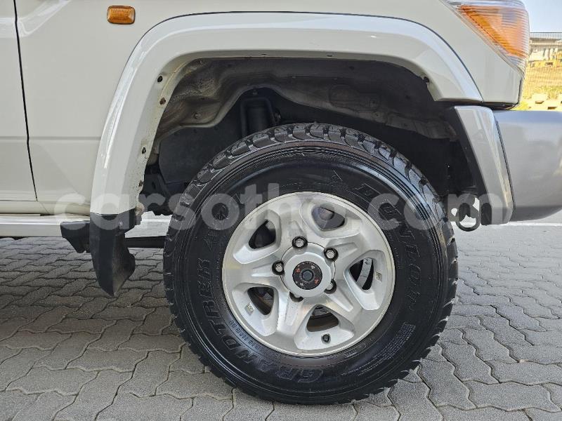 Big with watermark toyota land cruiser maseru maseru 28432