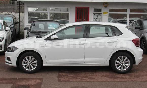 Buy Used Volkswagen Polo White Car in Butha–Buthe in Thaba-Tseka Buy Used Volkswagen Polo White Car in Butha–Buthe in Thaba-Tseka