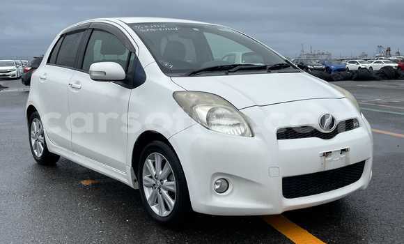 Acheter Occasion Voiture Toyota Vitz Blanc à Maseru, Maseru